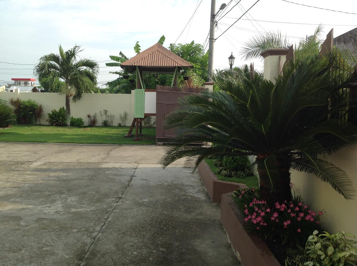 Danel Pensionne House Tacloban Exterior foto