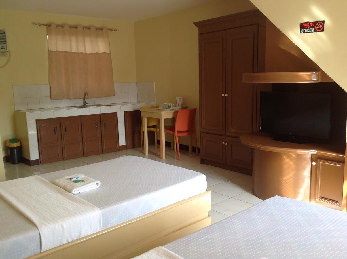 Danel Pensionne House Tacloban Exterior foto