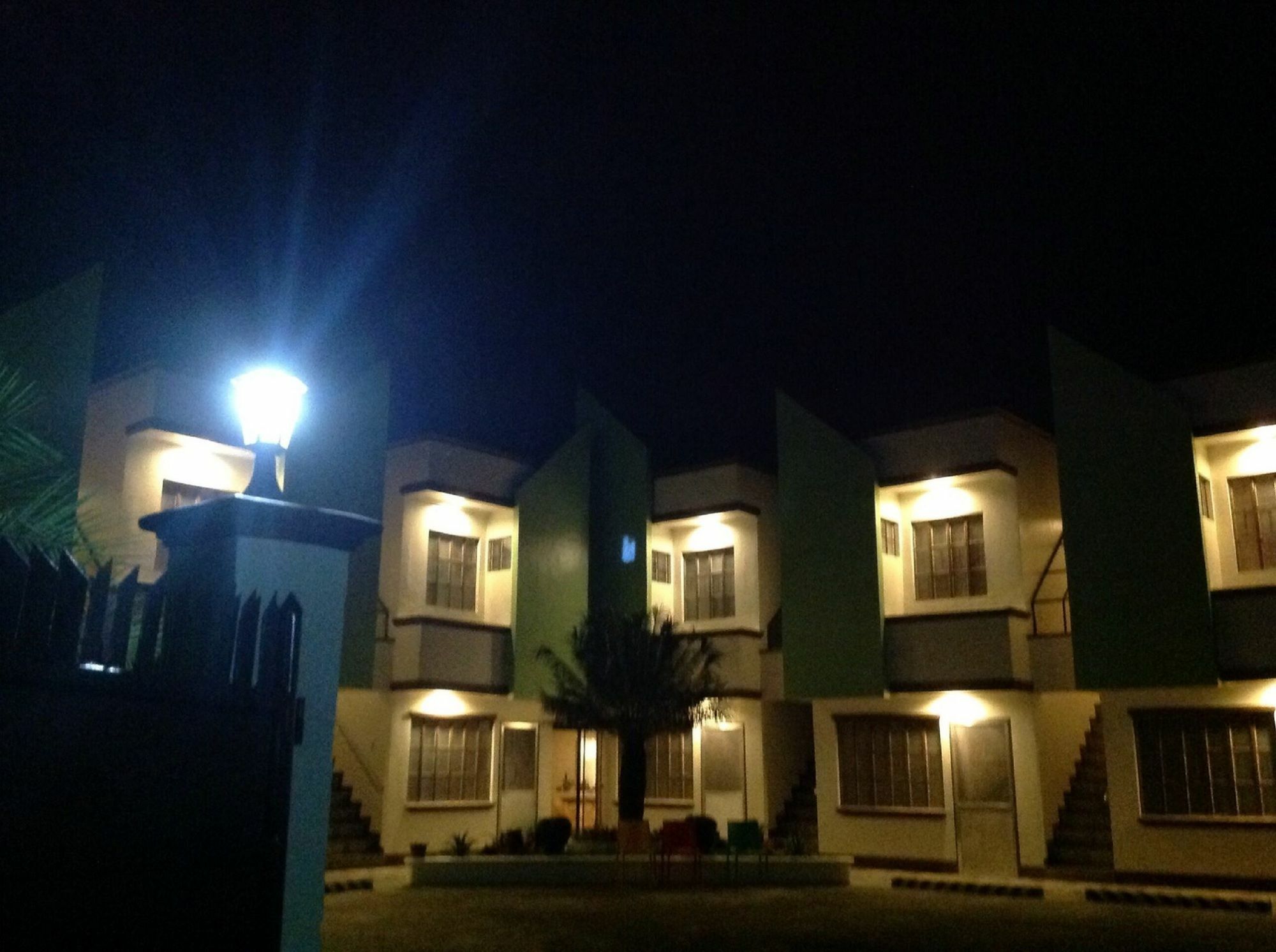 Danel Pensionne House Tacloban Exterior foto